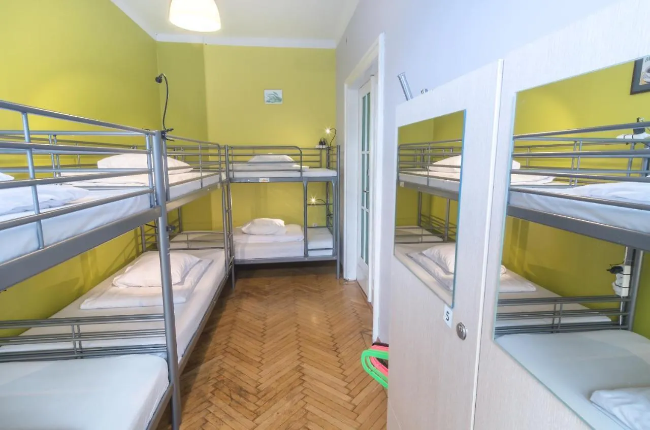 Hostel Submarine Краков Польша